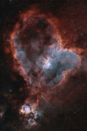 Herznebel IC 1805 + Fischkopfnebel IC 1795 (SHO mit RGB Sternen)